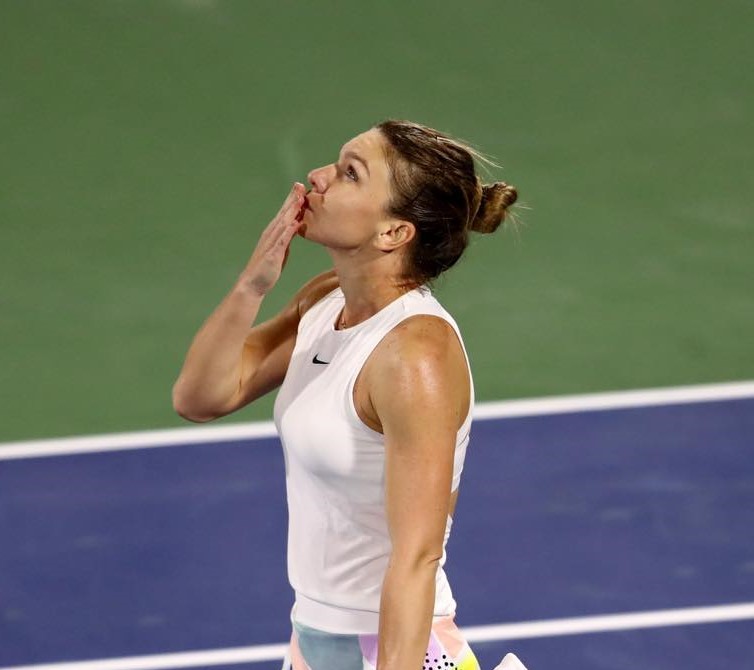 Facebook/SimonaHalep