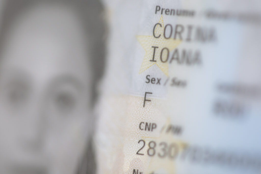 carte identitate-buletin