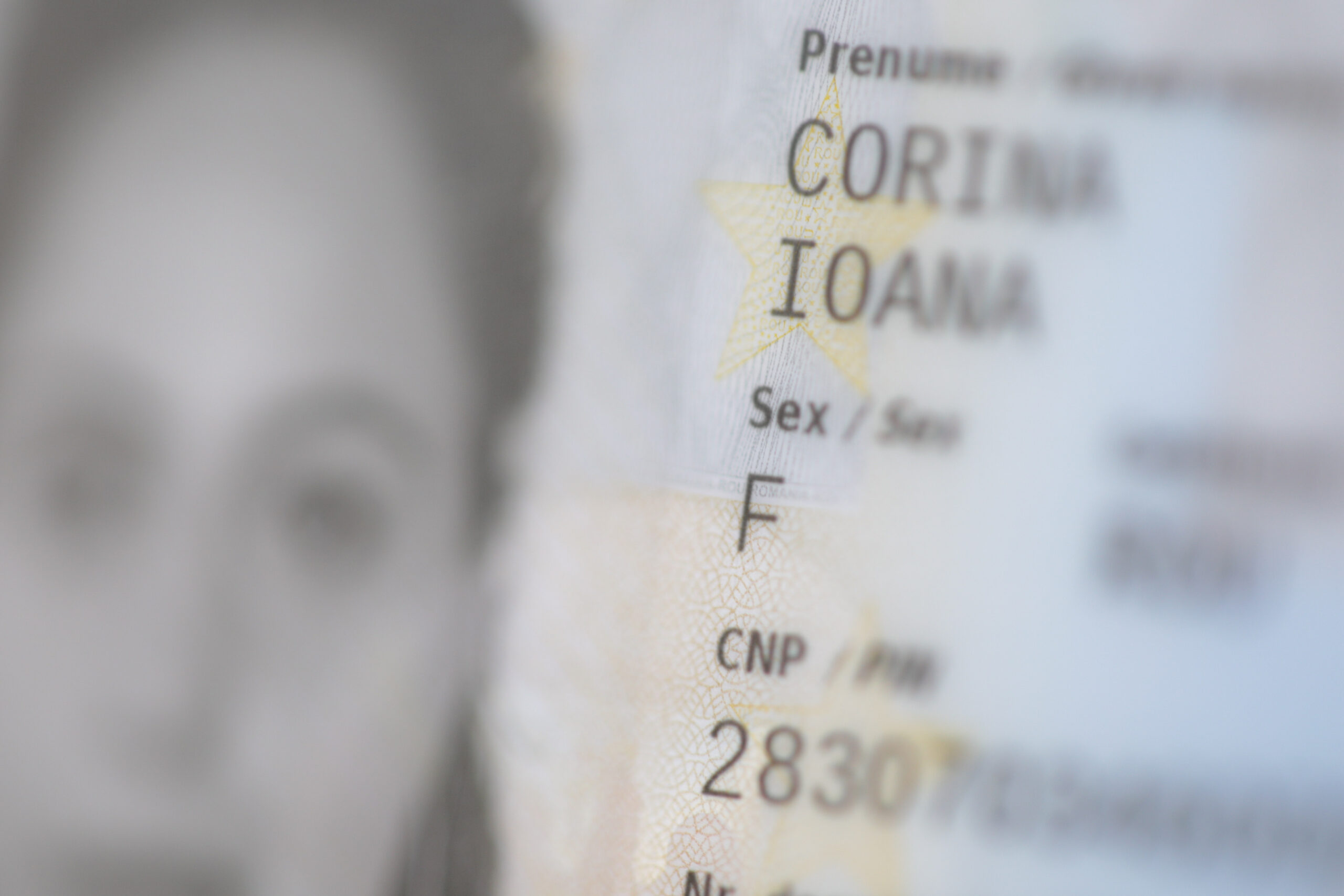 carte identitate-buletin