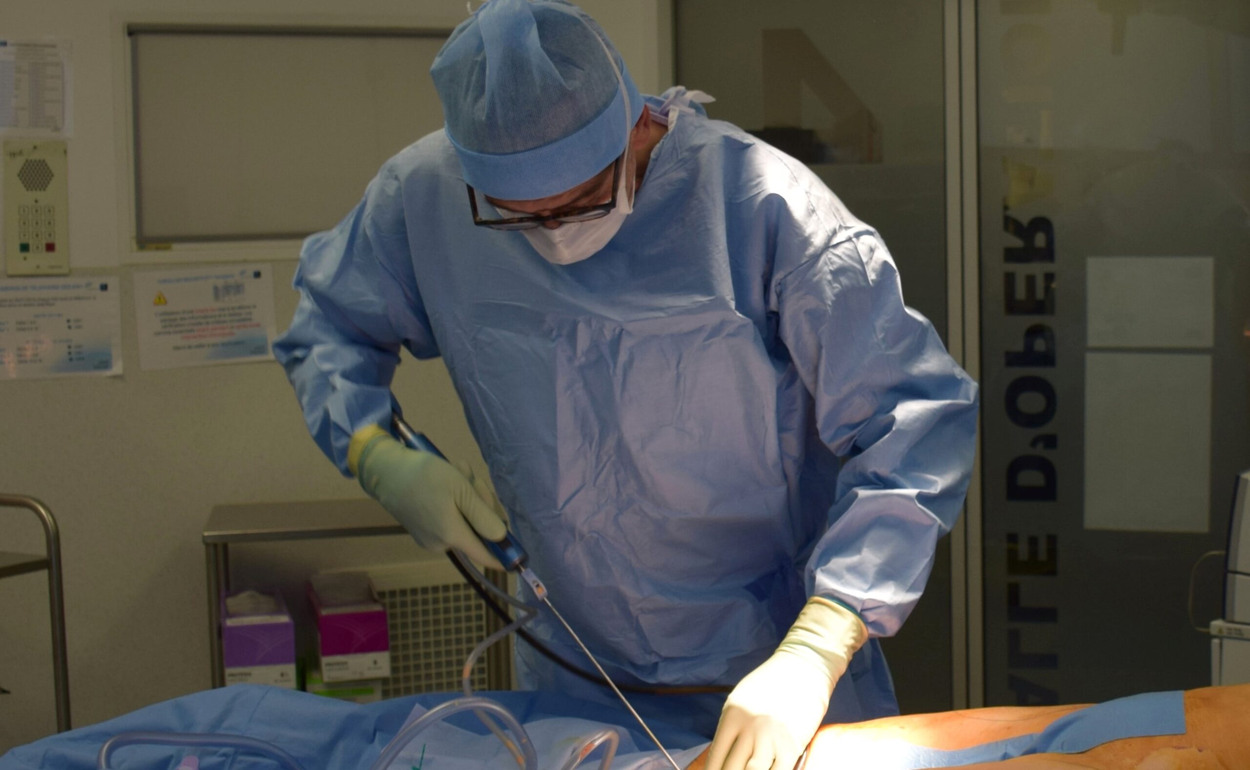 operatie spital medic chirurgie