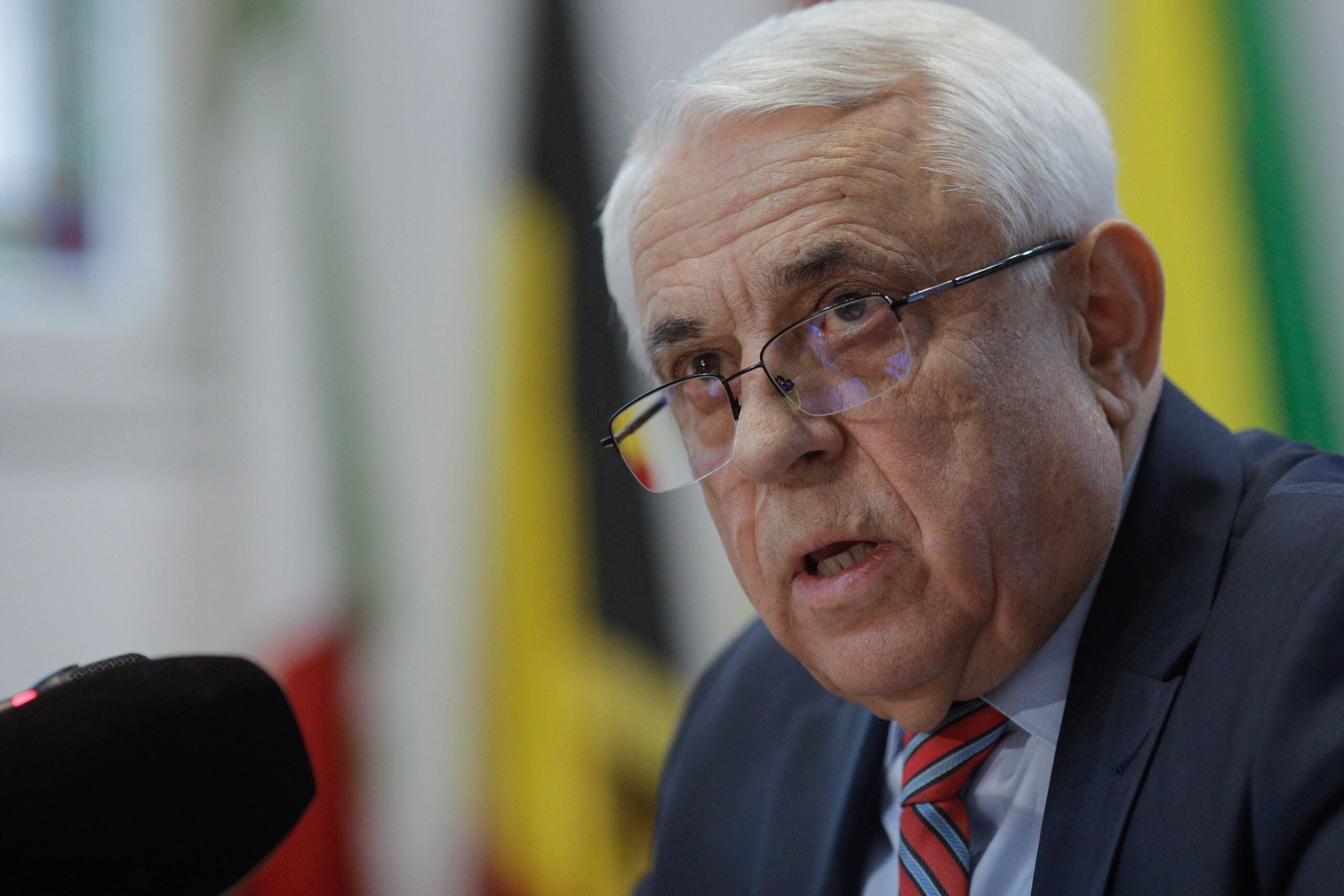 Petre Daea, ministrul Agriculturii,