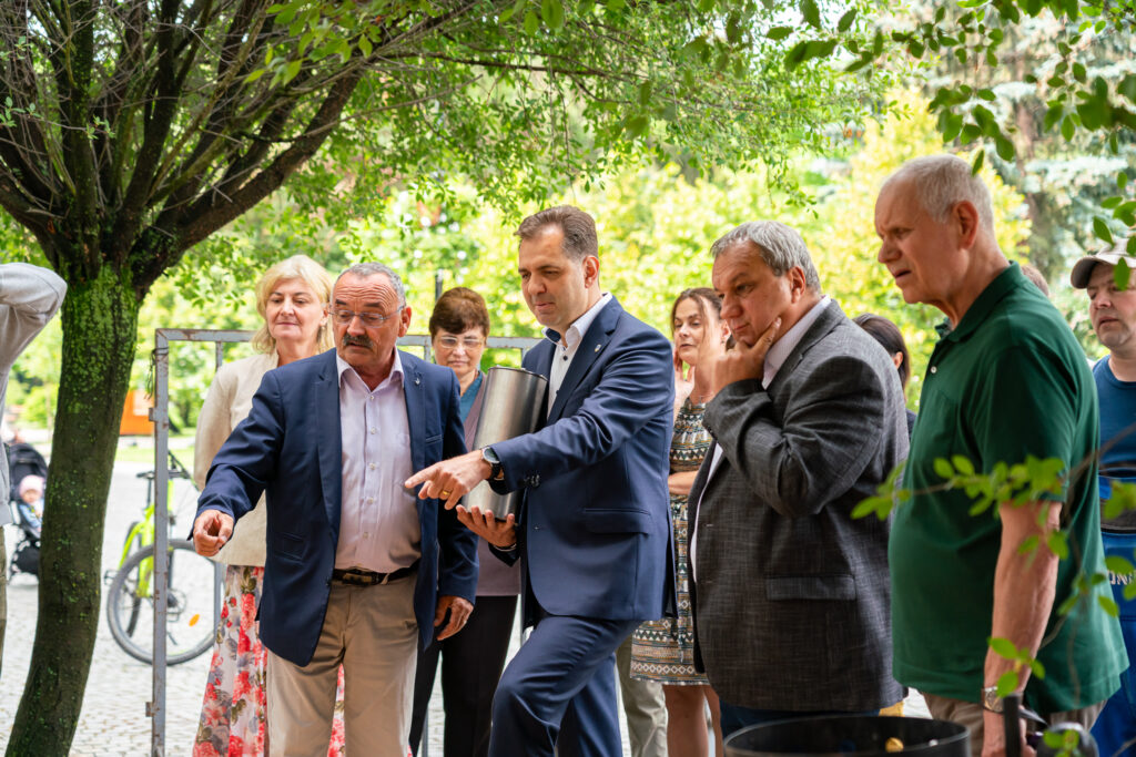 Facebook/Antal Arpad