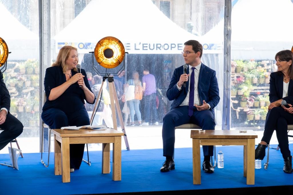 Facebook Victor Negrescu